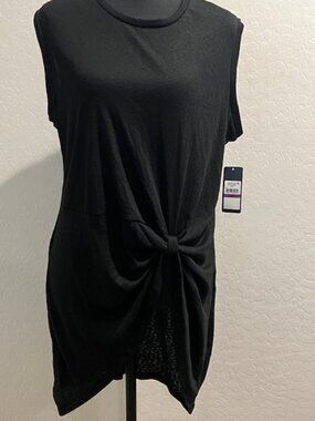 Black Twist front Tunic Top XXL Asymmetrical Hem NWT